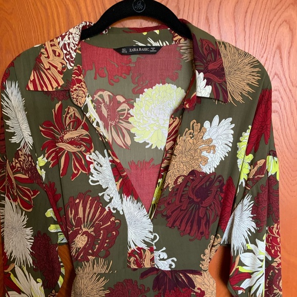Zara Floral Print Midi Dress/Green,Red, Beige Floral/Women’s Size Large - Picture 9 of 10